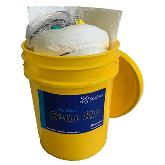 FyterTech Spilfyter Oil Only 5 gal Bucket Spill Kit
